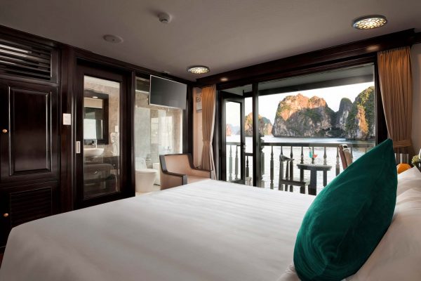 Alisa-Premier-Cruises-03