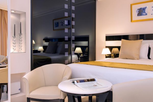 Aston-La-Scala-14-room