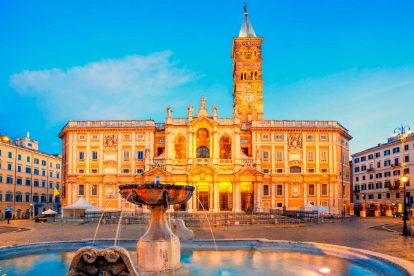 Basilica-di-Santa-Maria-Maggiore-is-Major-papal-basilica-in-Rome