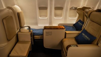 Boeing-757-200-Kolumbus-02