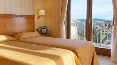 Dioscury-Bay-Palace-03