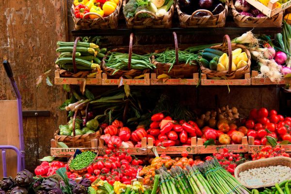 Fresh-vegetables-market-Florence