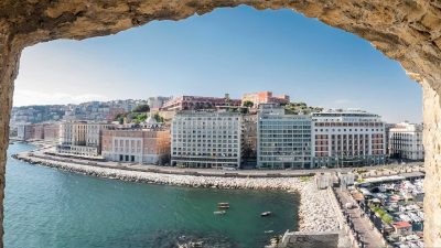 Hotel-Royal-Continental-Napoli-01