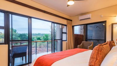 Makalali-Main-Lodge-01-Superior-Room