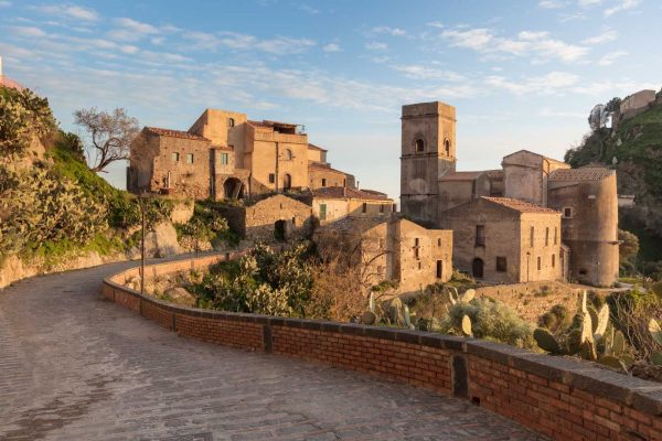 Medieval-village-of-Savoca-in-Sicily