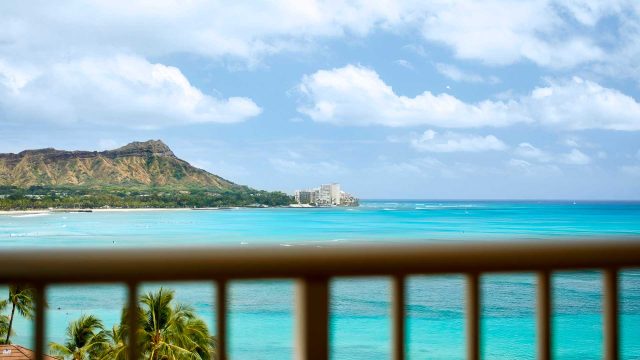 OUTRIGGER-Reef-Waikiki-Beach-Resort-21