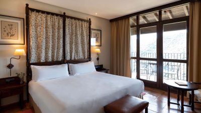 Parador_Sos_del_Rey_Catolico_124_Habitaciones_Doble_Superior_Con_Terraza