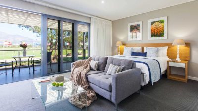 Pearl-Valley-Mantis-Hotel-01