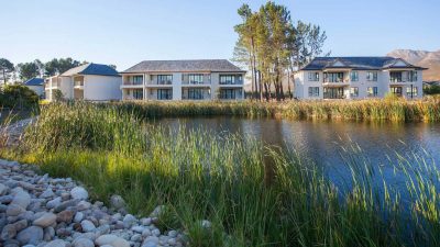 Pearl-Valley-Mantis-Hotel-02