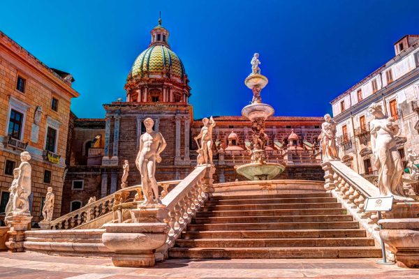 Piazza-Pretoria-Palermo-Sicily