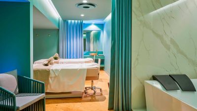 Savoy-Palace-15-treatment-room