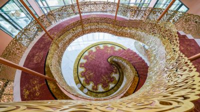 Savoy-Palace-30-staircase