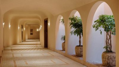 Stradom-House-Autograph-Collection-02