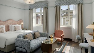 Stradom-House-Autograph-Collection-06