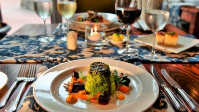 The-Commodore-Hotel-01