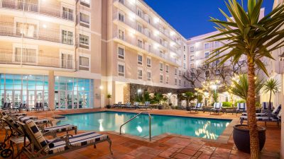 The-Commodore-Hotel-09