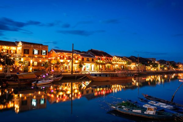 Twilight Alighting in Hoi An